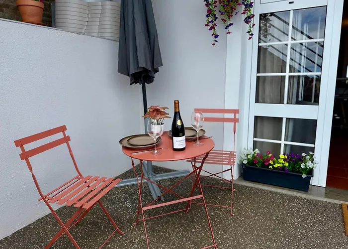 Airport Oasis Santa Cruz (Madeira)